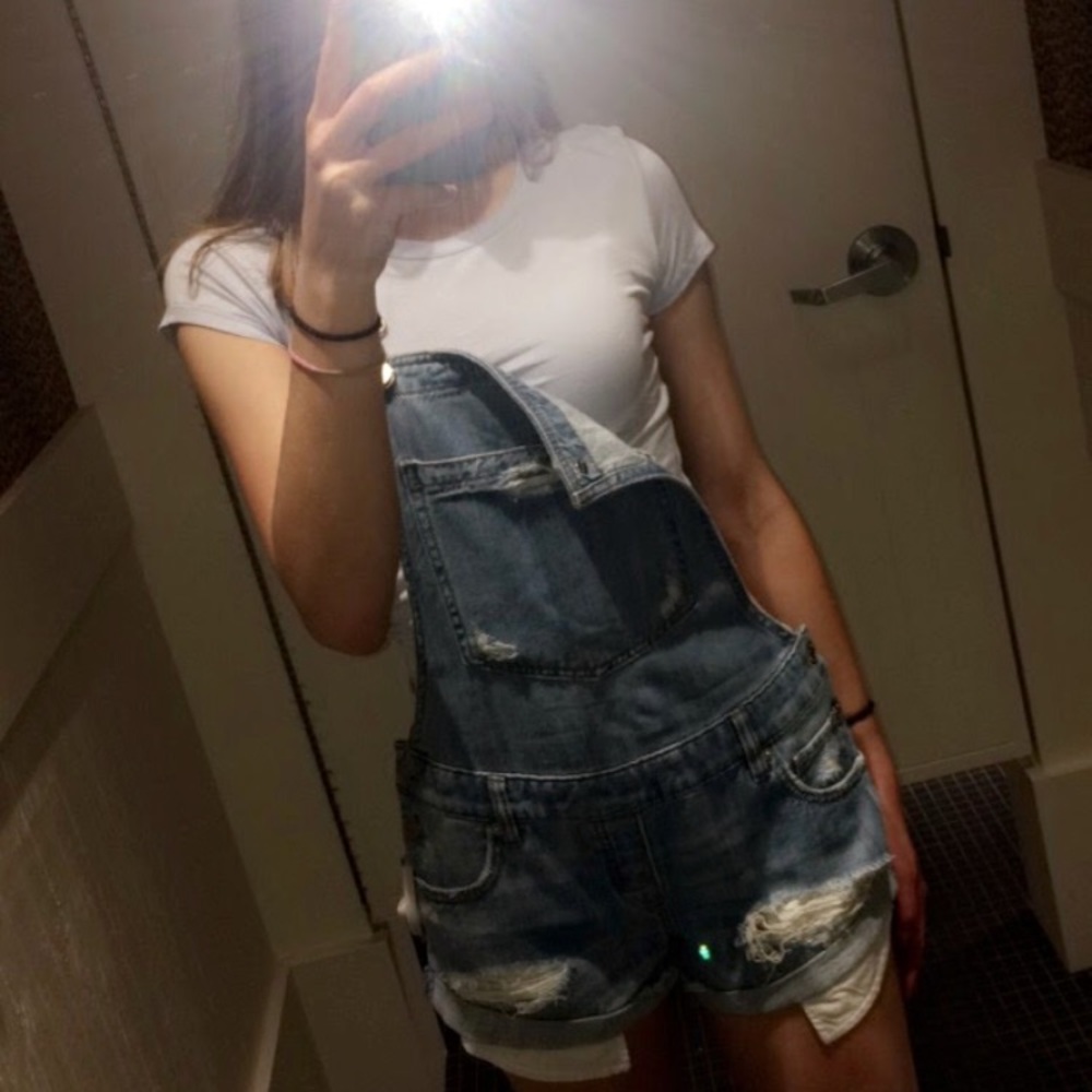 Meet your Posher, Julia